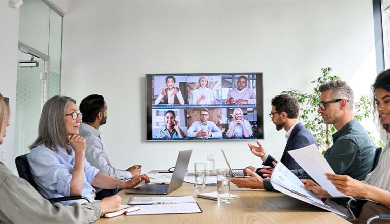 what is a recurring meeting