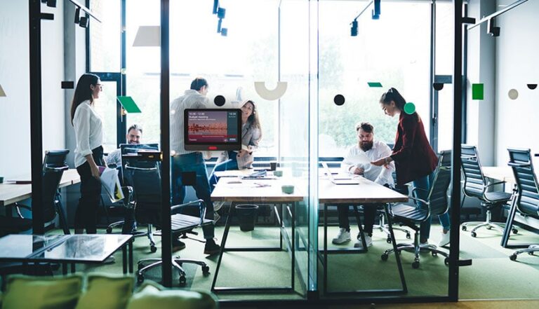 BLOG__How-to-Avoid-Double-Bookings-and-Make-Informed-Decisions-with-Resource-Scheduling-Software_